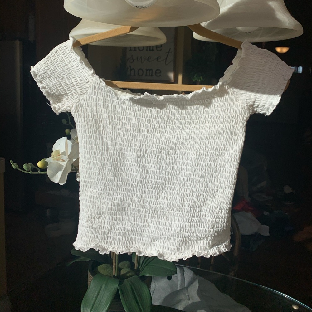 Hollister off the shoulder crop top